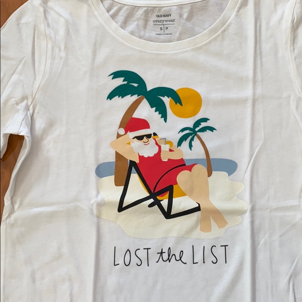 Old Navy Christmas tshirt